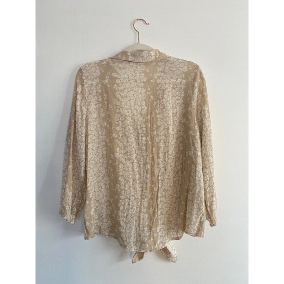 Como Blu Beige Floral Button-Down Blouse With Tie Front Women’s Size M - Picture 6 of 6